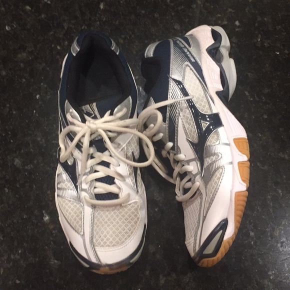 mizuno wave bolt 6 navy